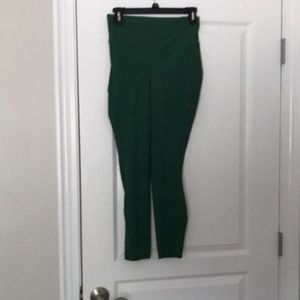 Base Pace HR Tight 25” Ribbed leggings- color: Evergreen